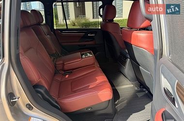 Внедорожник / Кроссовер Lexus LX 2018 в Киеве