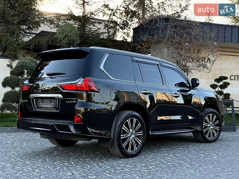 Внедорожник / Кроссовер Lexus LX 2017 в Львове