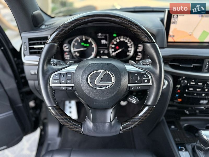 Внедорожник / Кроссовер Lexus LX 2017 в Львове