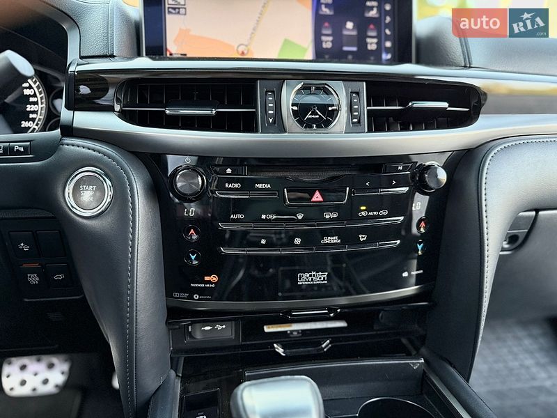Внедорожник / Кроссовер Lexus LX 2017 в Львове