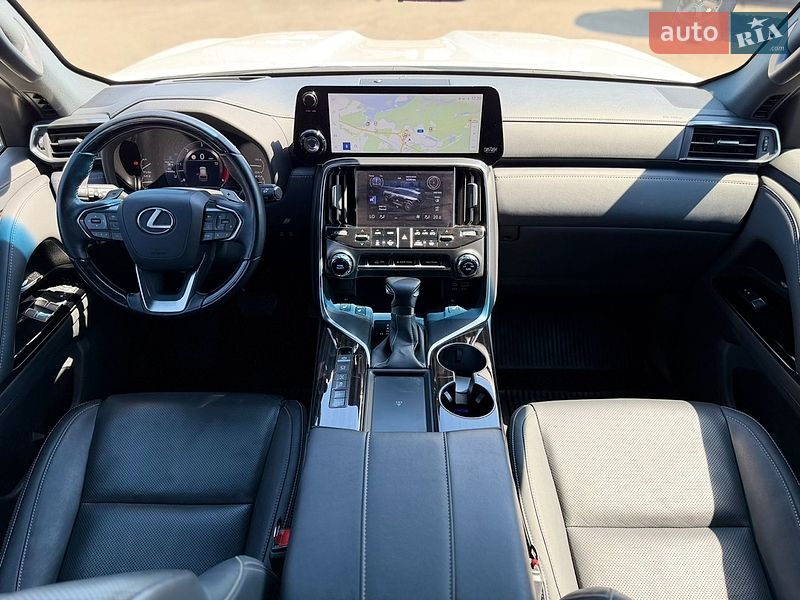 Внедорожник / Кроссовер Lexus LX 2022 в Киеве