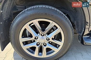 Внедорожник / Кроссовер Lexus LX 2014 в Ирпене