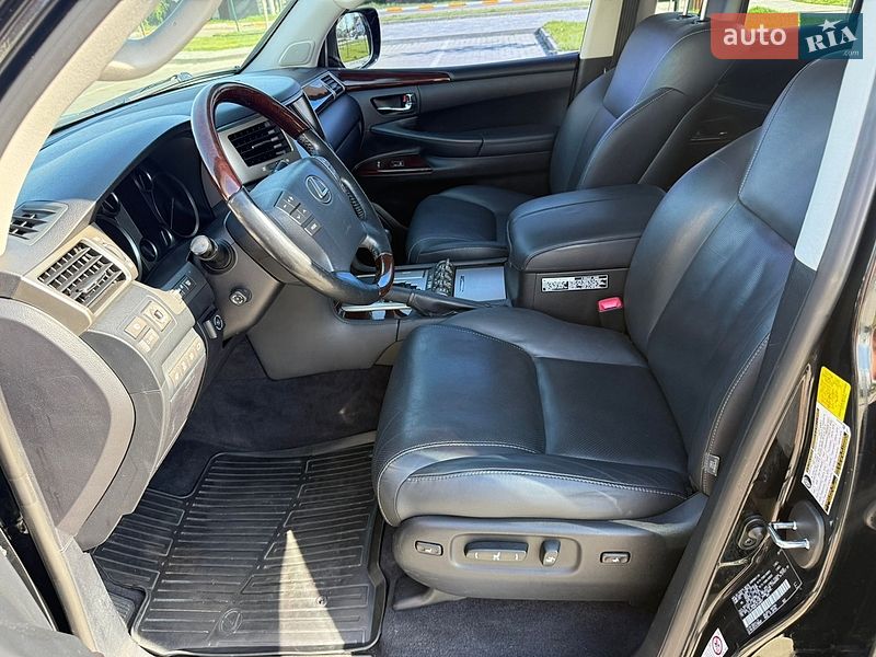 Внедорожник / Кроссовер Lexus LX 2014 в Ирпене