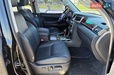 Внедорожник / Кроссовер Lexus LX 2014 в Ирпене