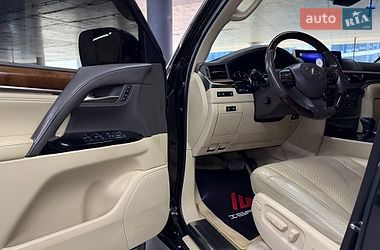 Внедорожник / Кроссовер Lexus LX 2016 в Одессе