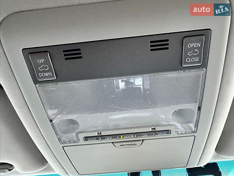 Внедорожник / Кроссовер Lexus LX 2011 в Черновцах