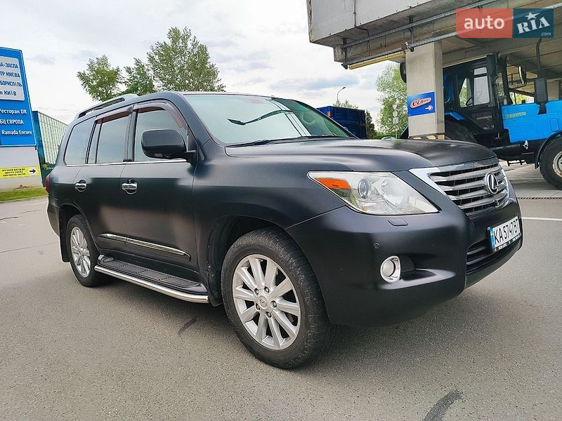 Позашляховик / Кросовер Lexus LX 2008 в Києві