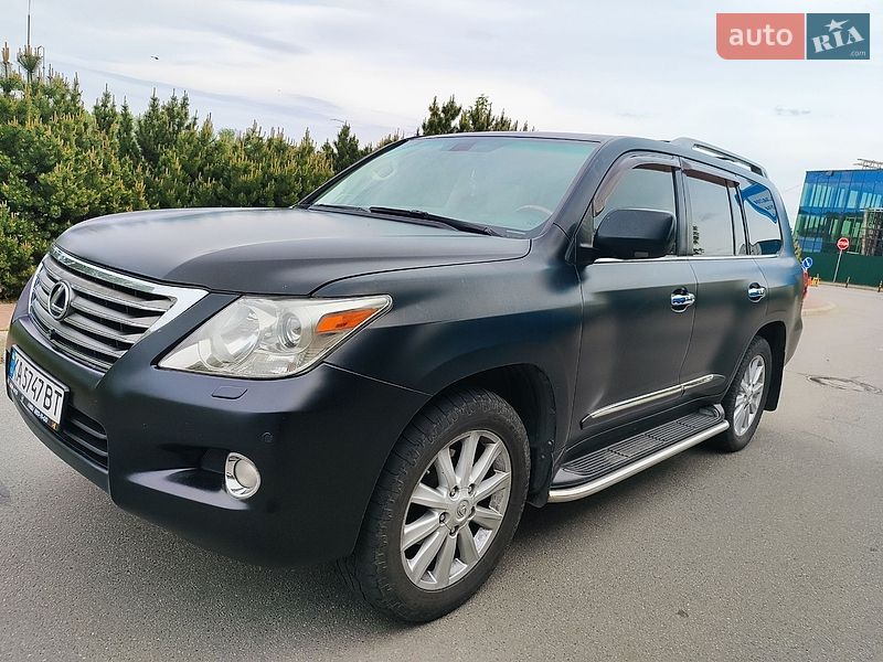 Позашляховик / Кросовер Lexus LX 2008 в Києві