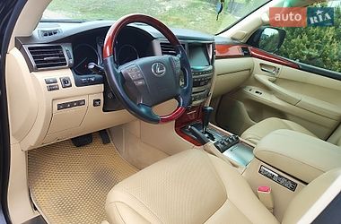 Позашляховик / Кросовер Lexus LX 2008 в Києві