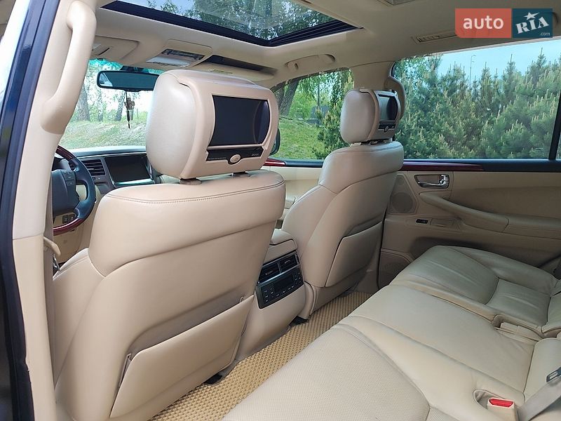 Позашляховик / Кросовер Lexus LX 2008 в Києві