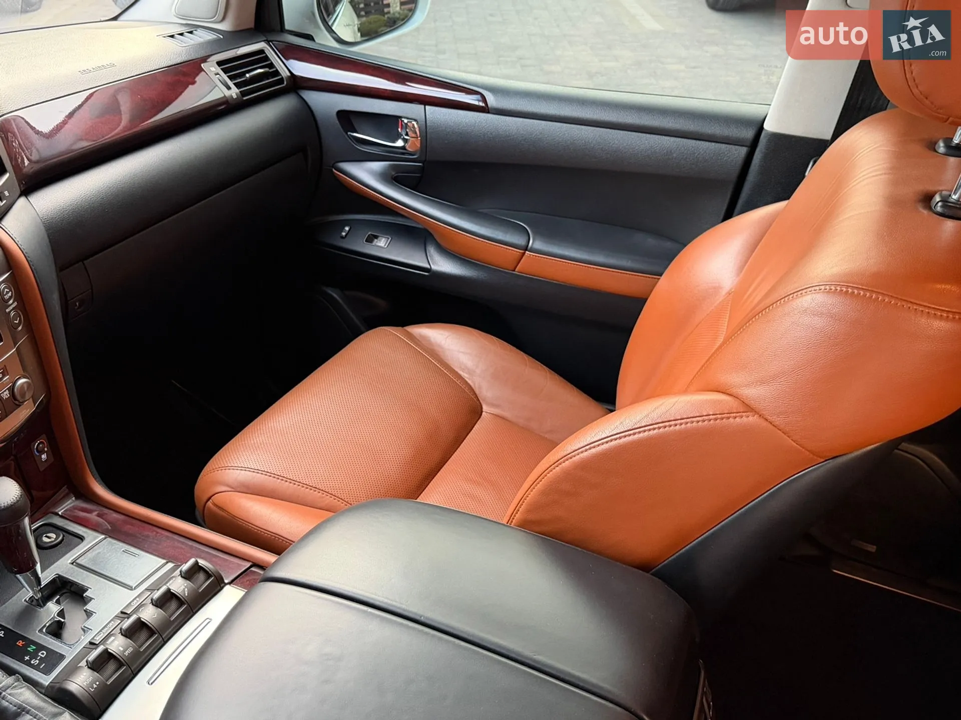 2011 Lexus LX - мініатюра 36