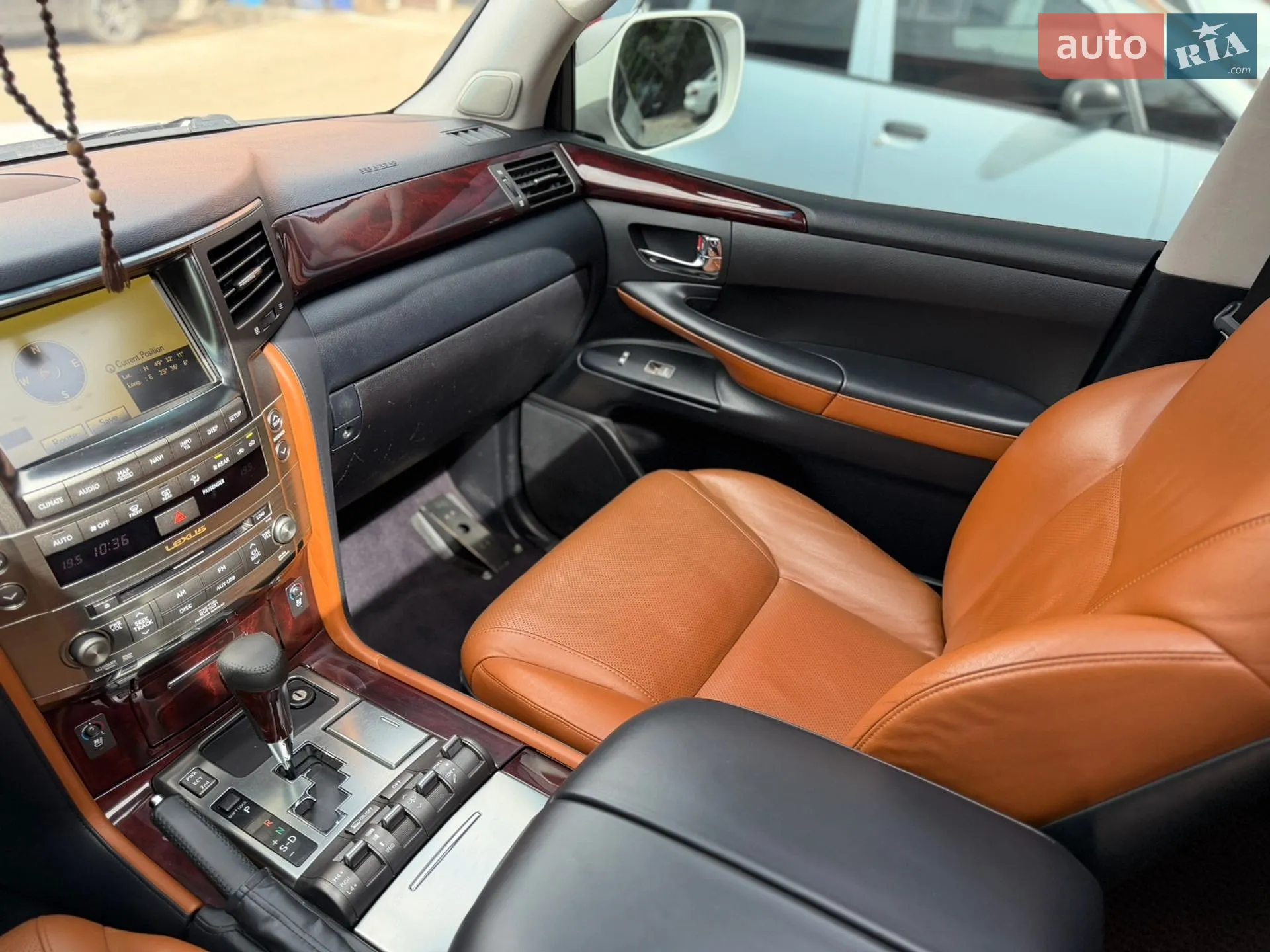 2011 Lexus LX - мініатюра 65