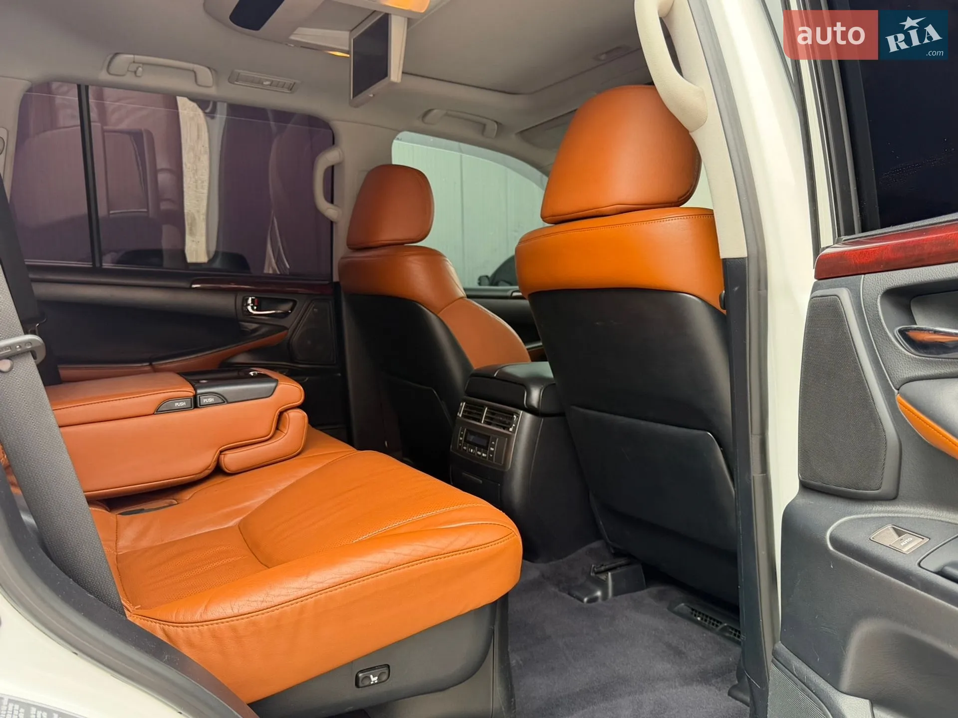 2011 Lexus LX - мініатюра 76