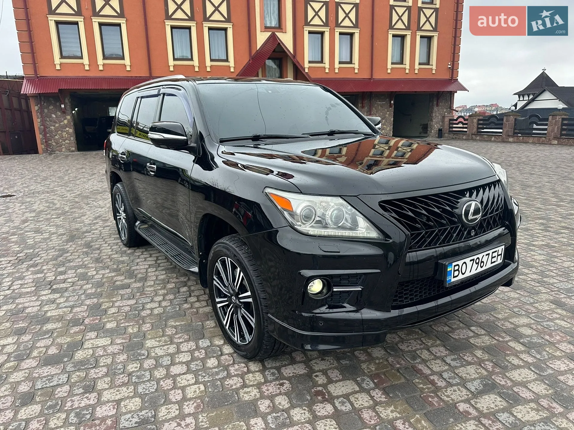2010 Lexus LX - мініатюра 2