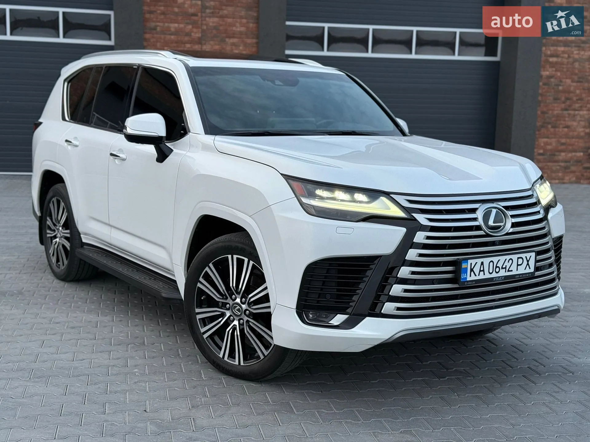 2022 Lexus LX - мініатюра 8