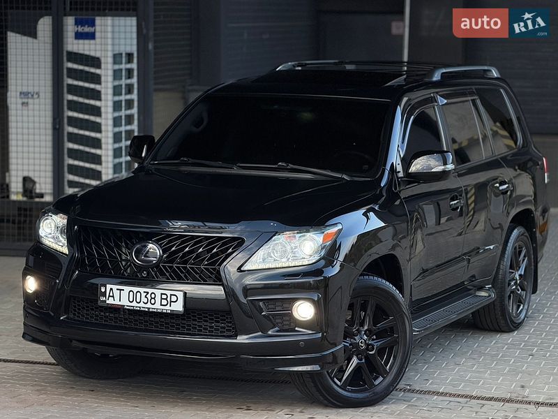 Lexus LX 2012