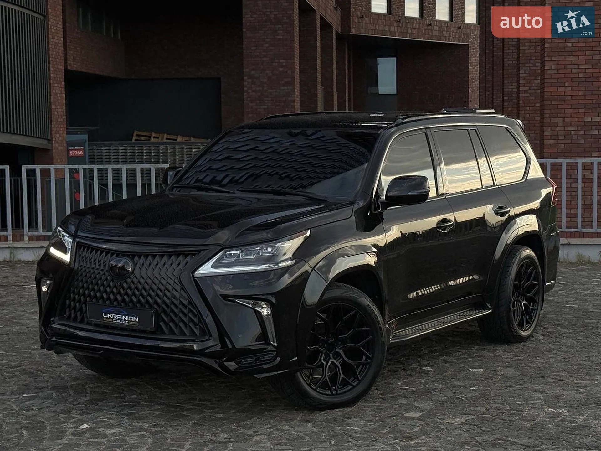 2017 Lexus LX - мініатюра 4