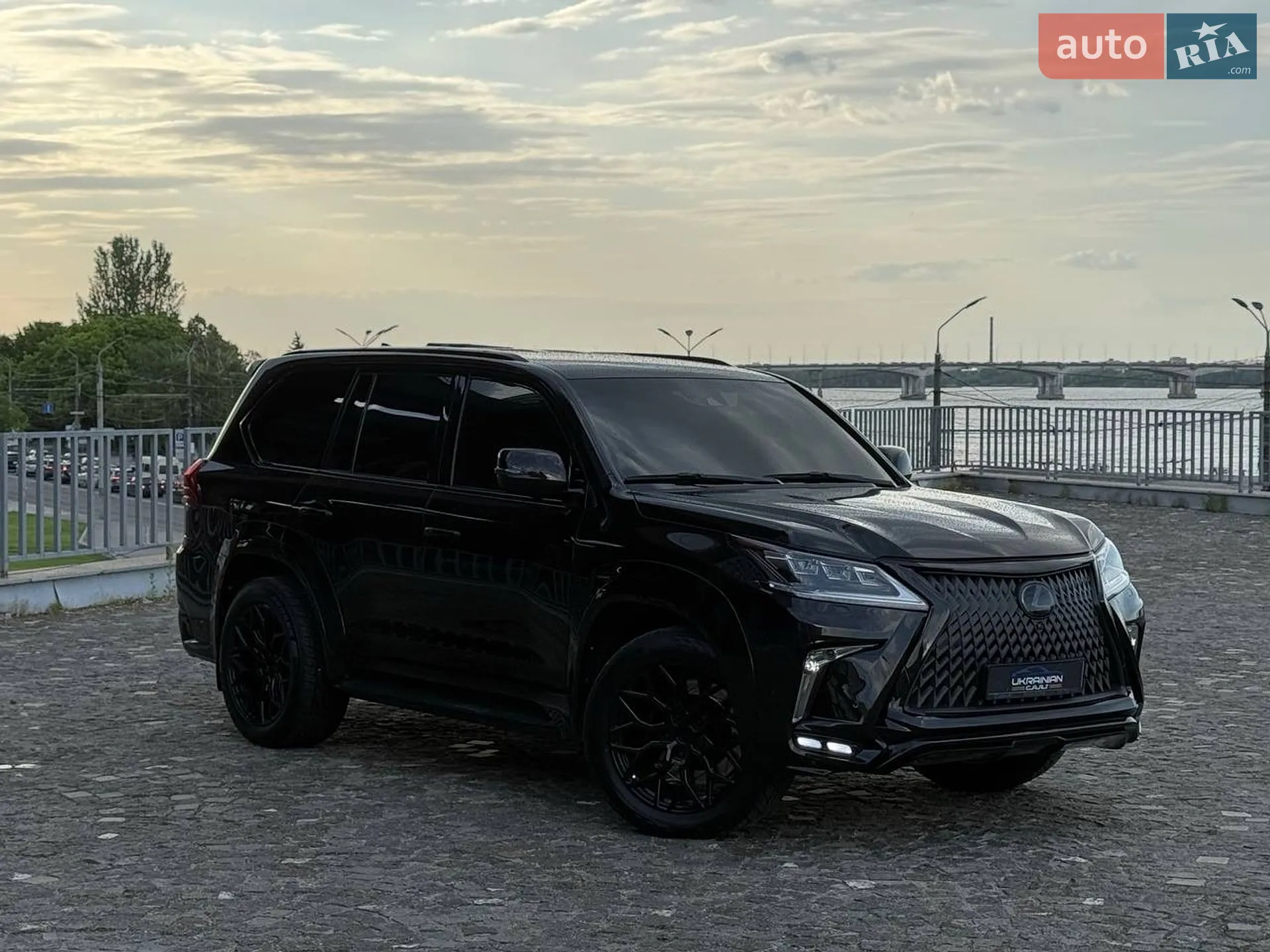2017 Lexus LX - мініатюра 11