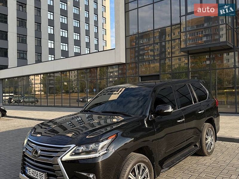 Lexus LX 2017