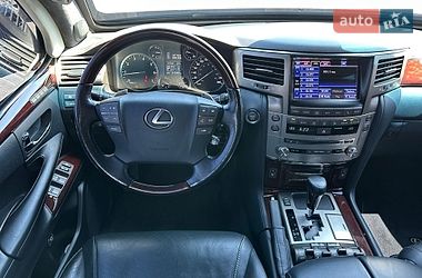 Внедорожник / Кроссовер Lexus LX 2015 в Киеве
