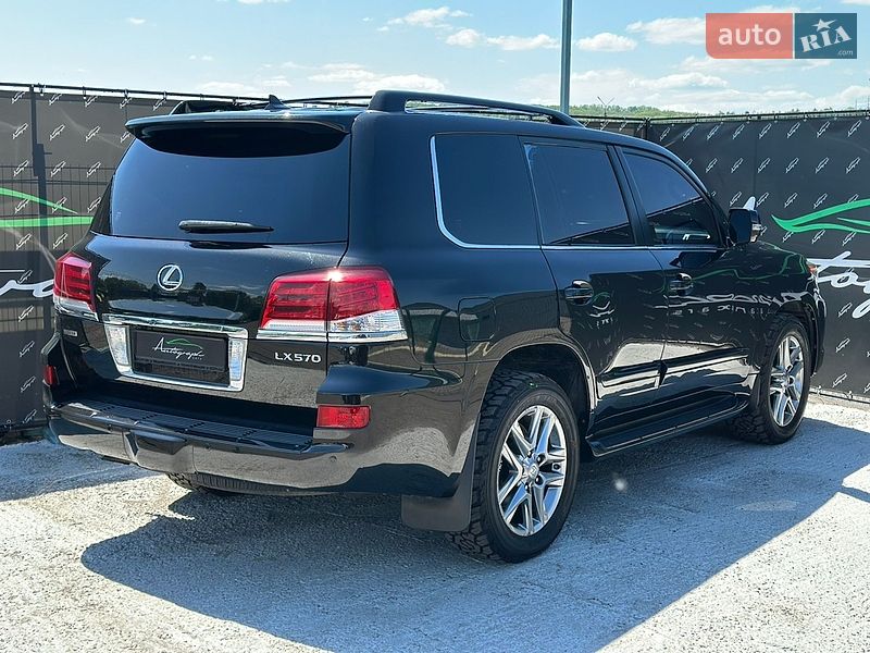 Внедорожник / Кроссовер Lexus LX 2015 в Киеве