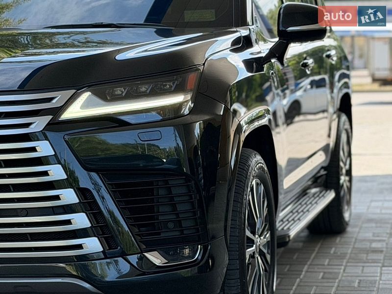Позашляховик / Кросовер Lexus LX 2022 в Дніпрі