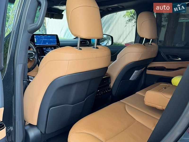 Позашляховик / Кросовер Lexus LX 2022 в Дніпрі
