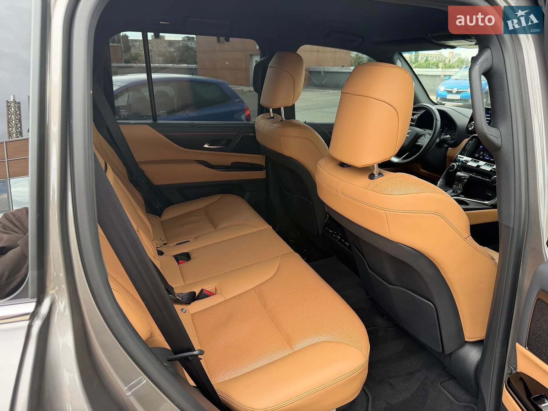 2025 Lexus LX - мініатюра 6