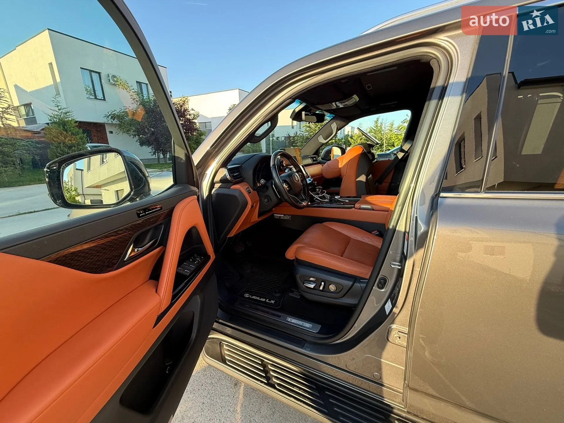 2022 Lexus LX - мініатюра 9