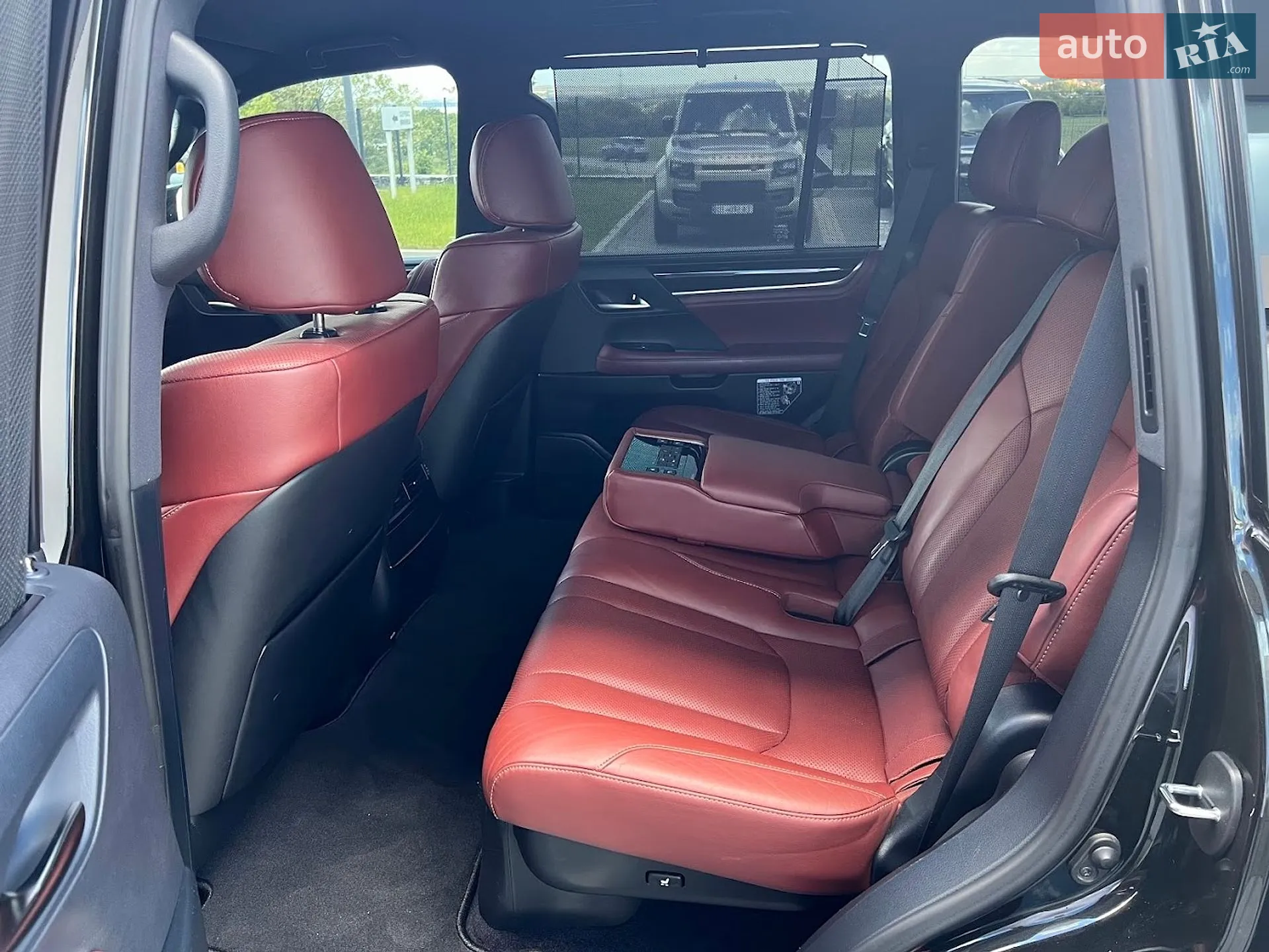 2017 Lexus LX - мініатюра 30