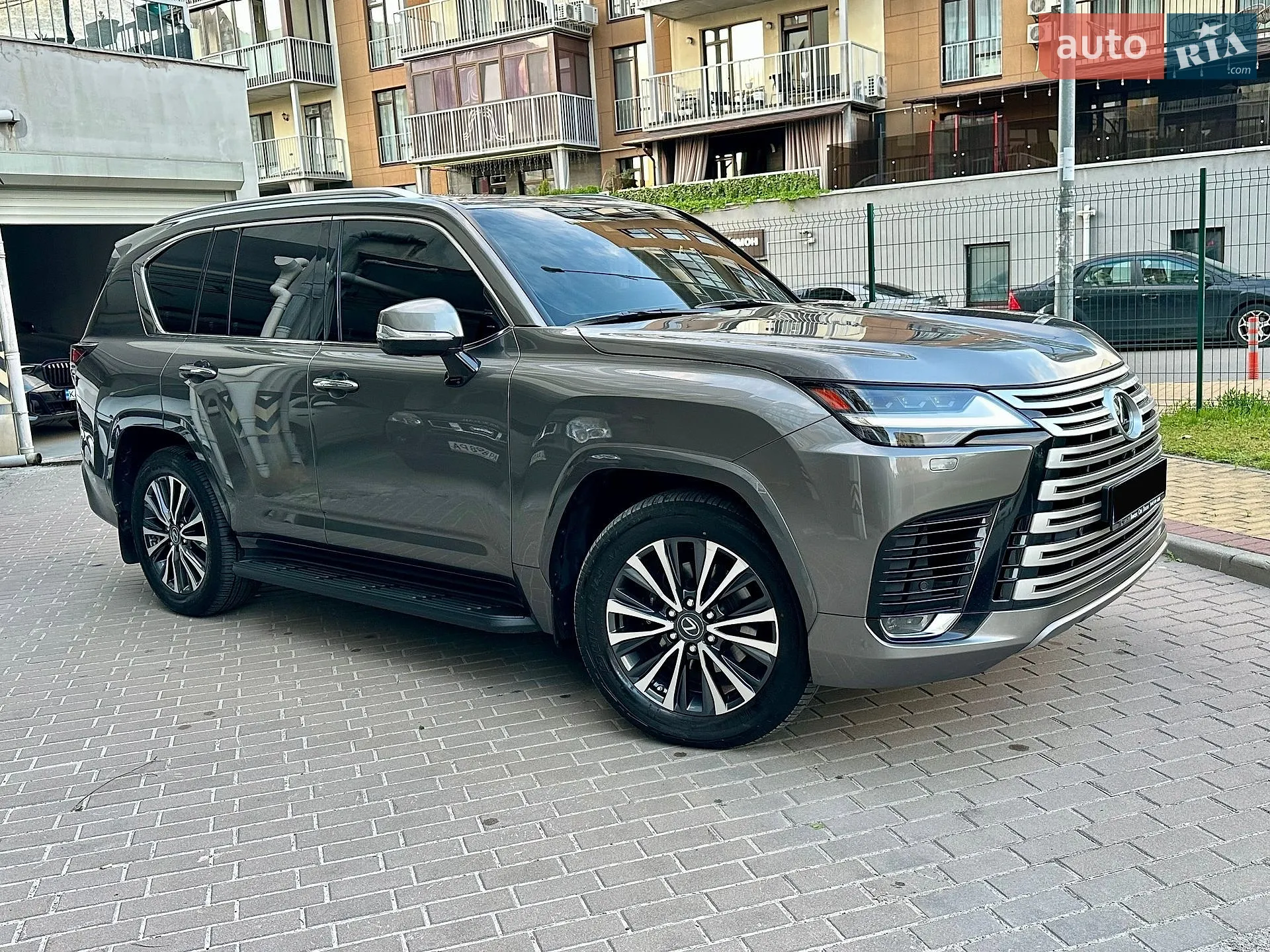 2022 Lexus LX - мініатюра 10
