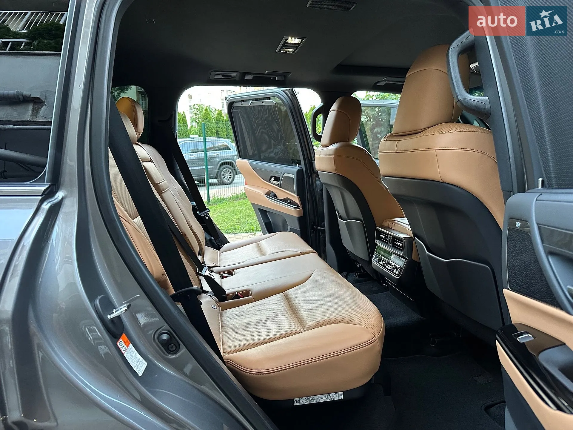 2022 Lexus LX - мініатюра 39