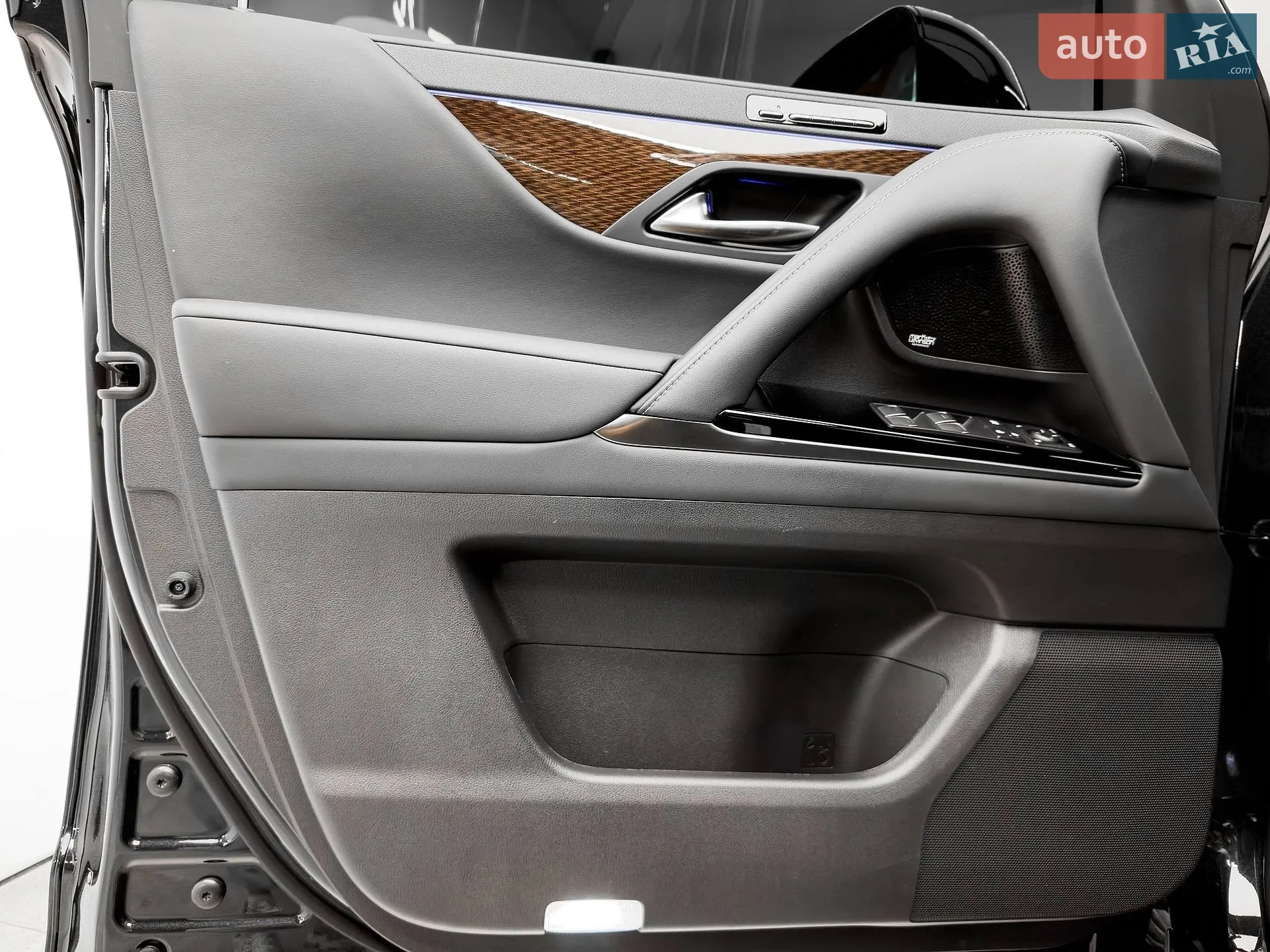 2025 Lexus LX - мініатюра 18
