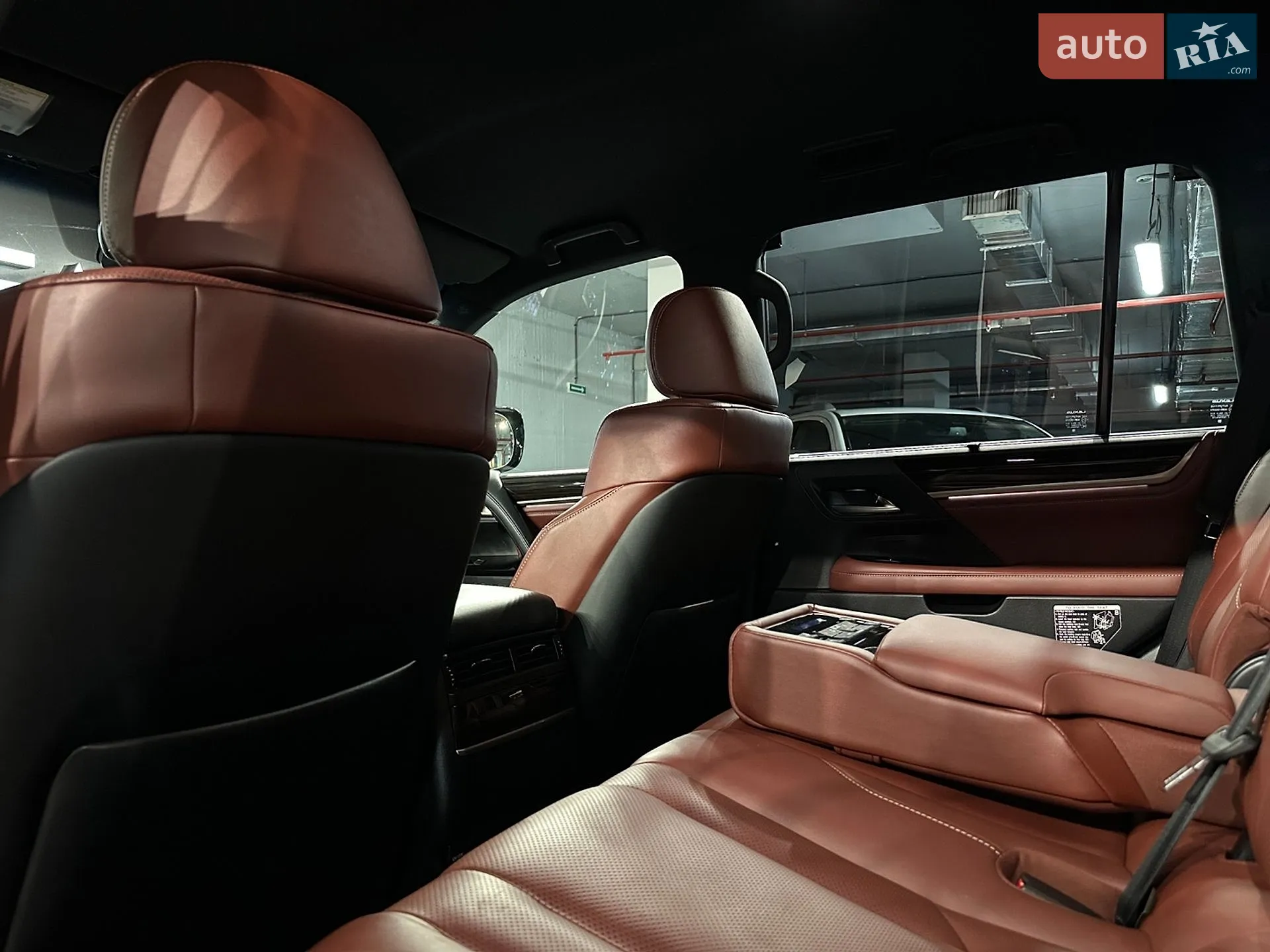 2019 Lexus LX - мініатюра 9