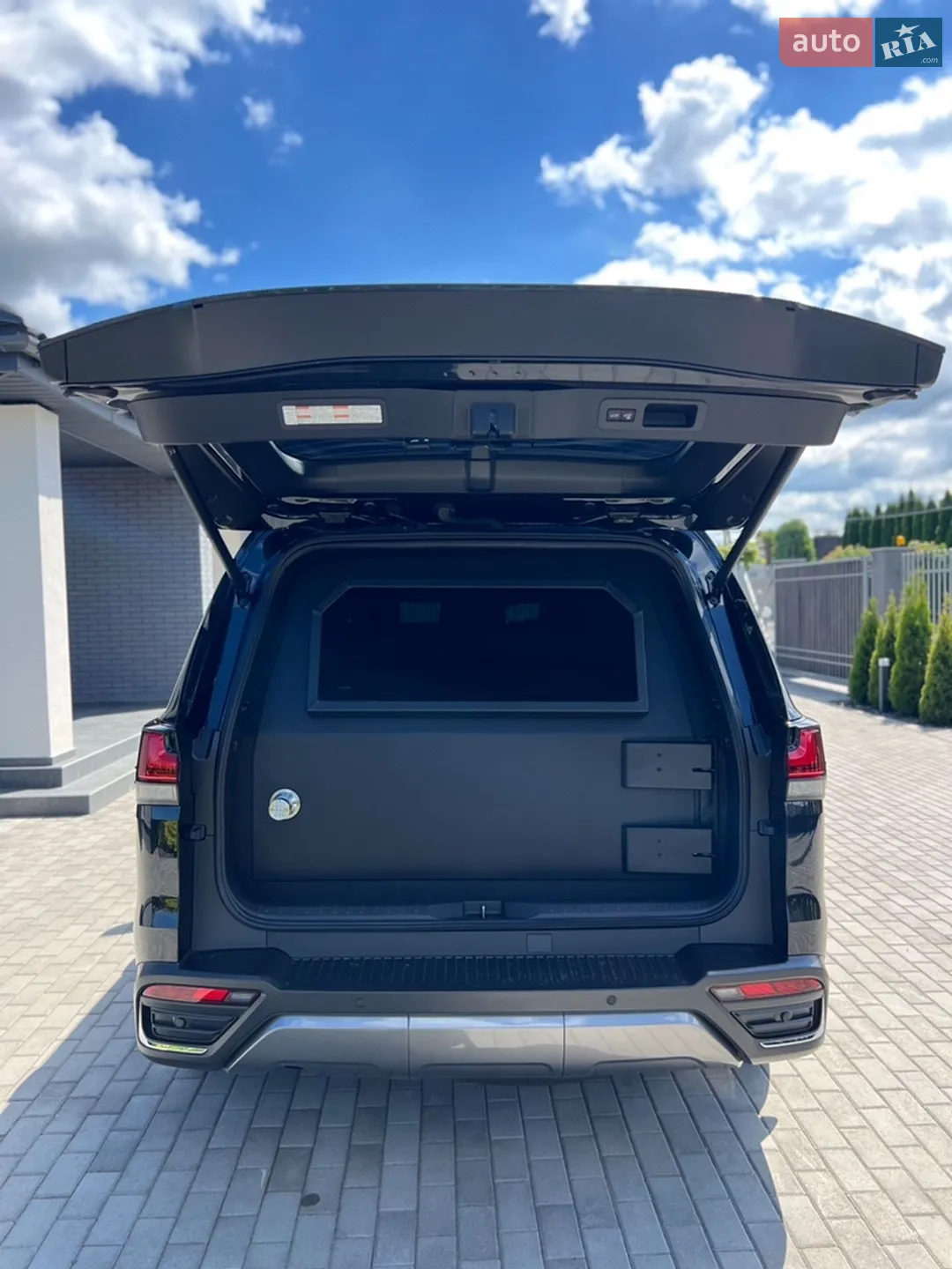 2023 Lexus LX - мініатюра 16