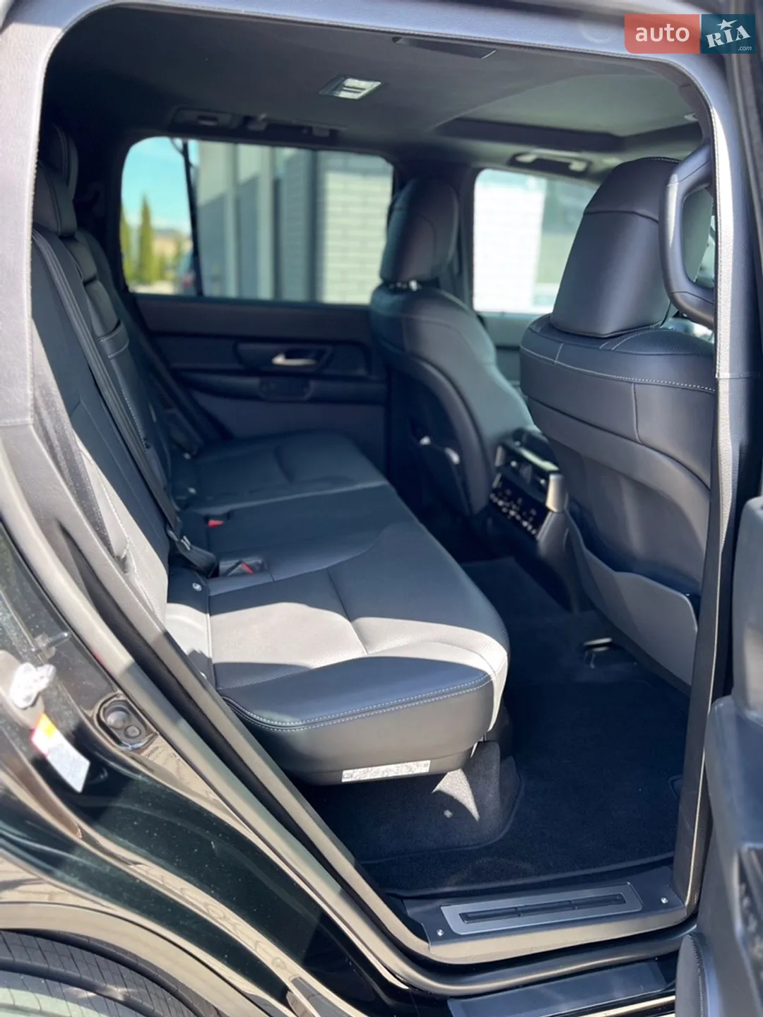 2023 Lexus LX - мініатюра 19