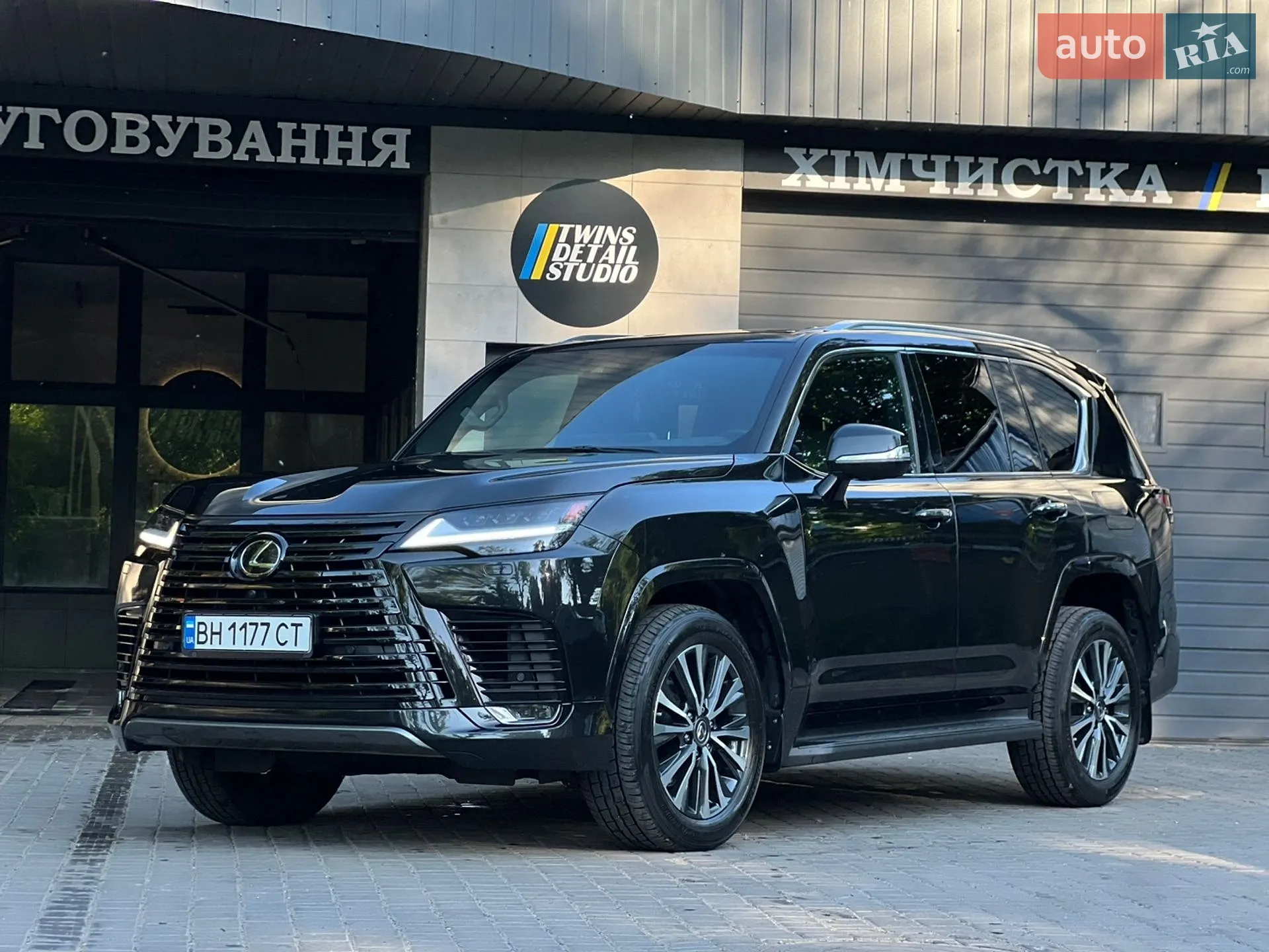 2023 Lexus LX - мініатюра 18