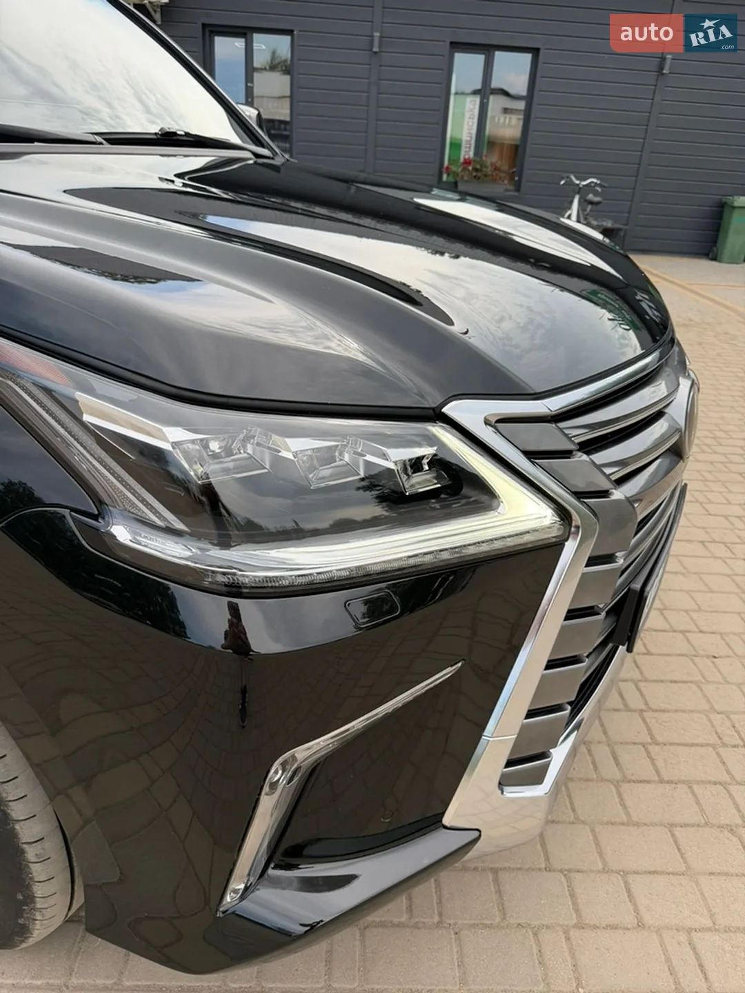2017 Lexus LX - мініатюра 23