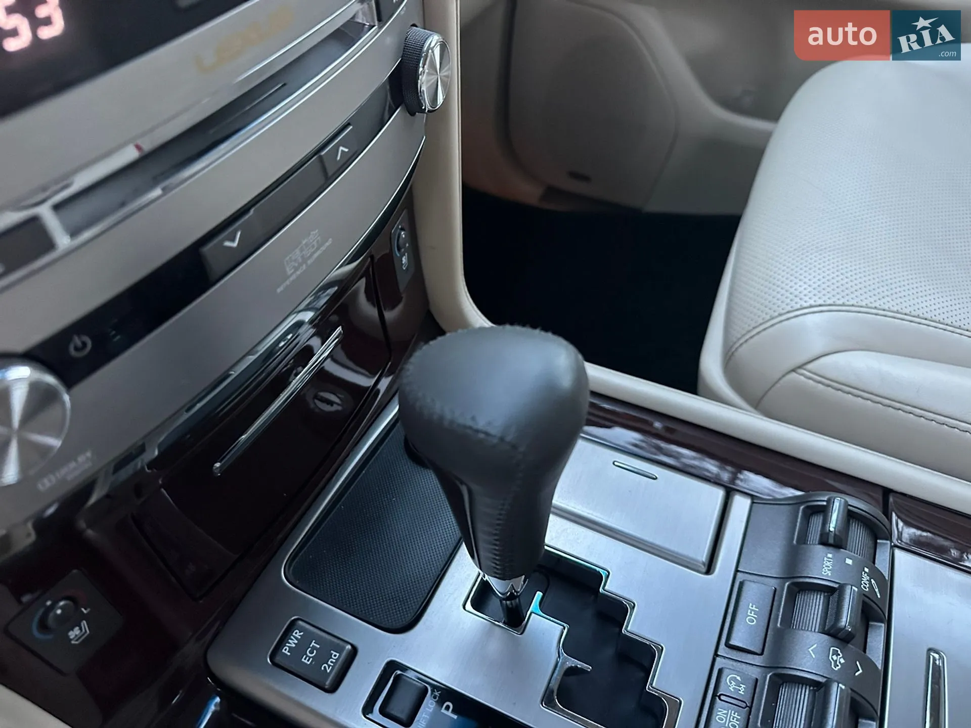 2013 Lexus LX - мініатюра 76