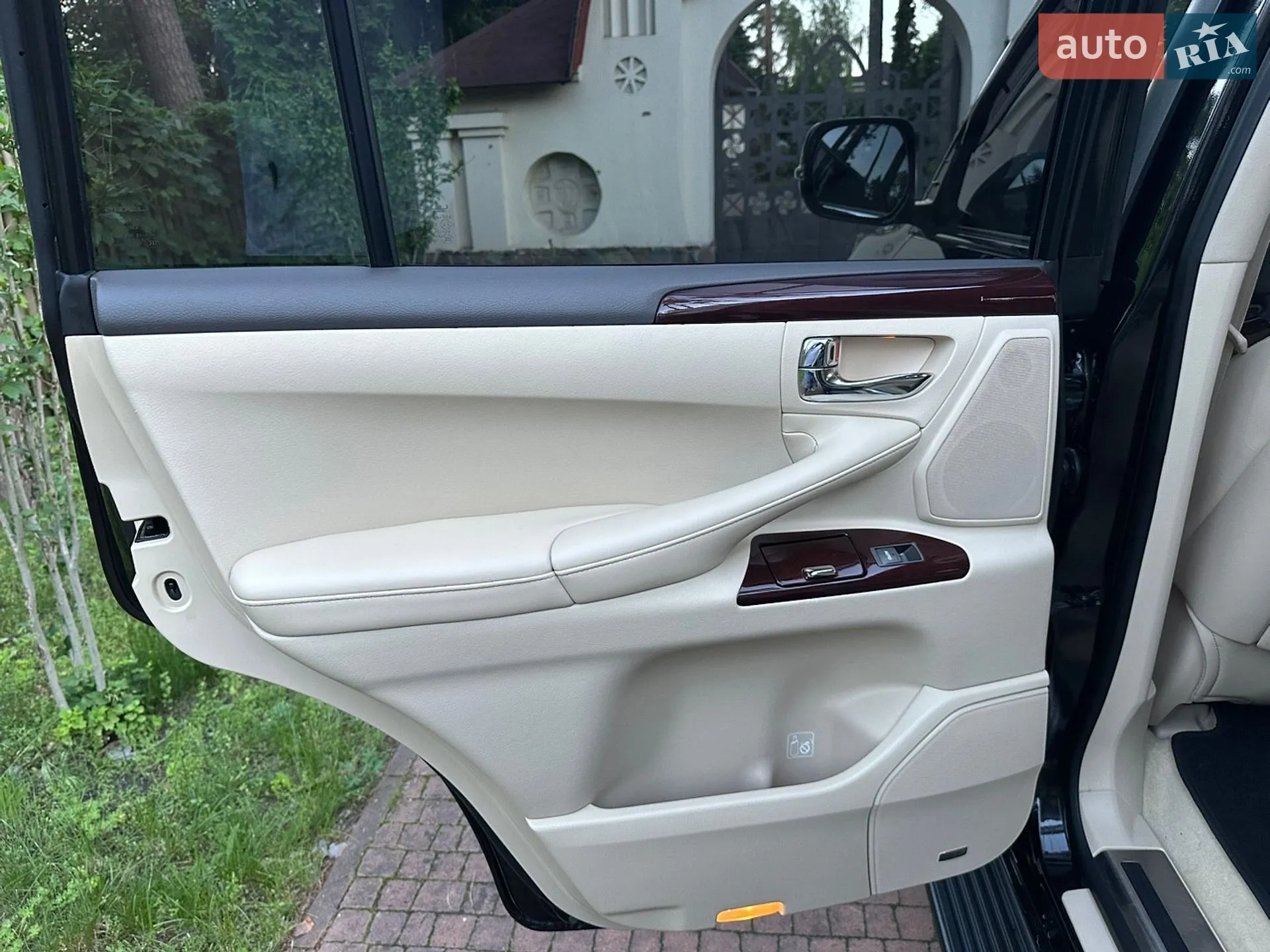2013 Lexus LX - мініатюра 101
