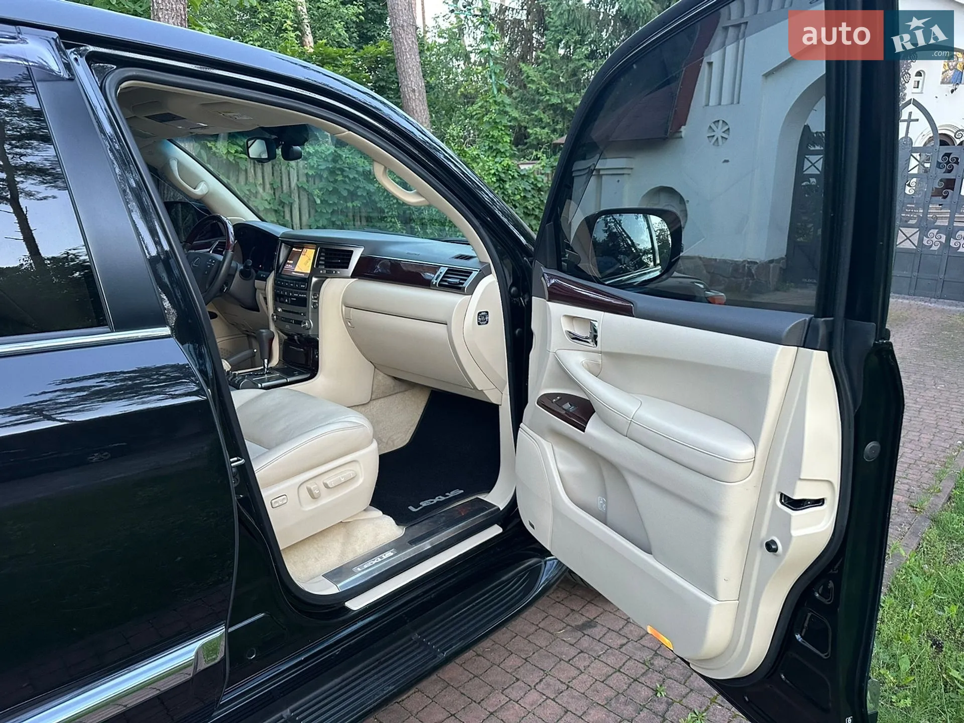 2013 Lexus LX - мініатюра 121