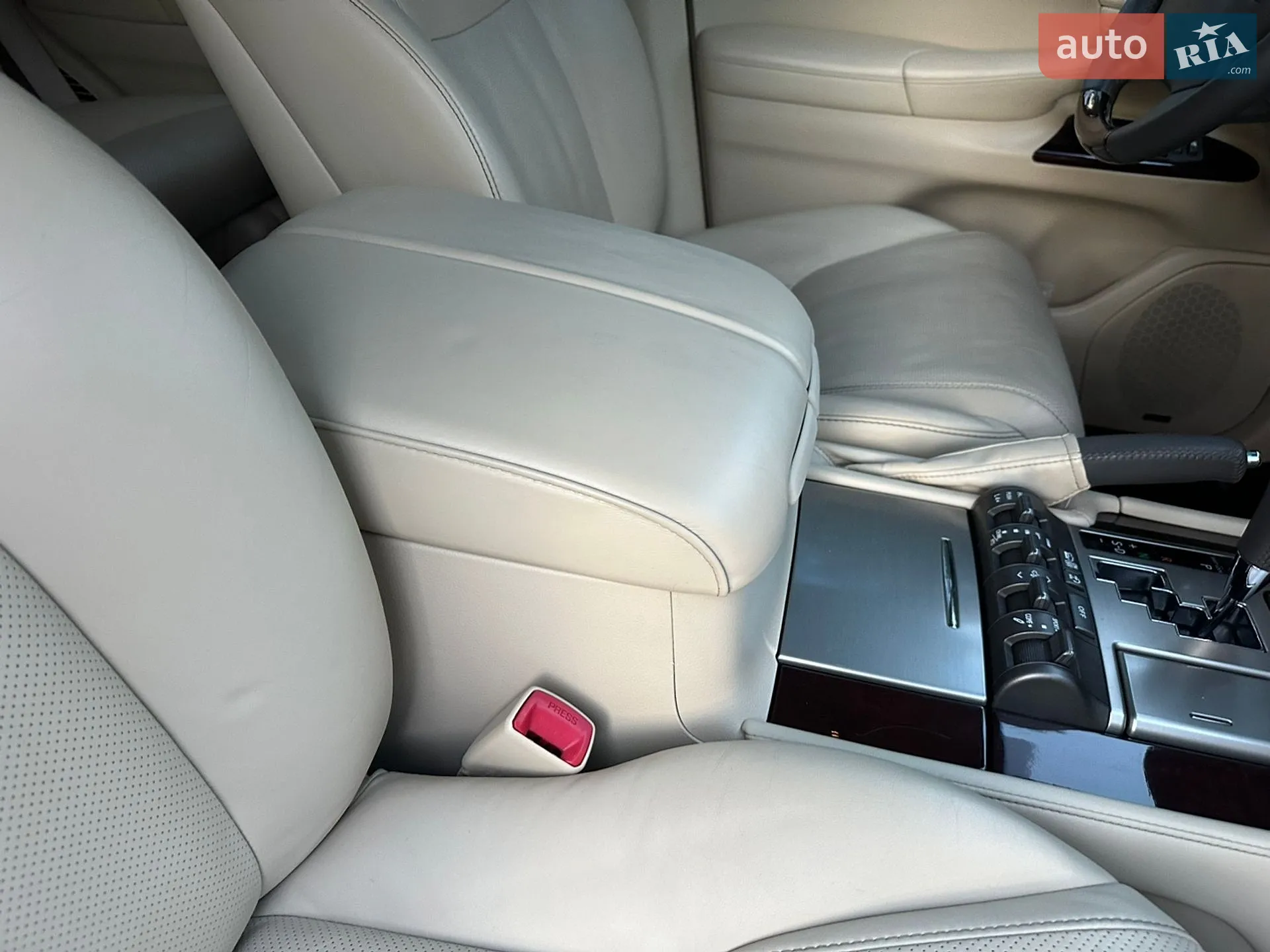 2013 Lexus LX - мініатюра 136