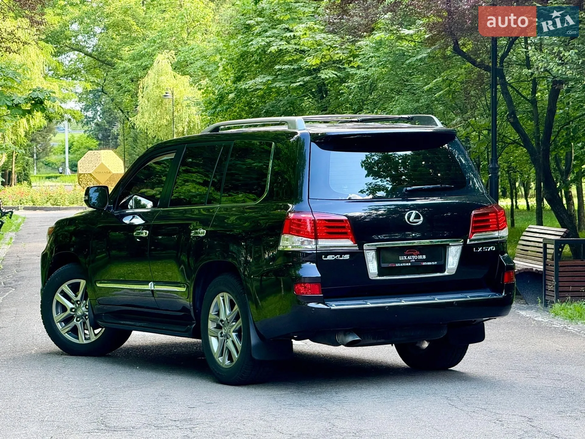 2013 Lexus LX - мініатюра 16
