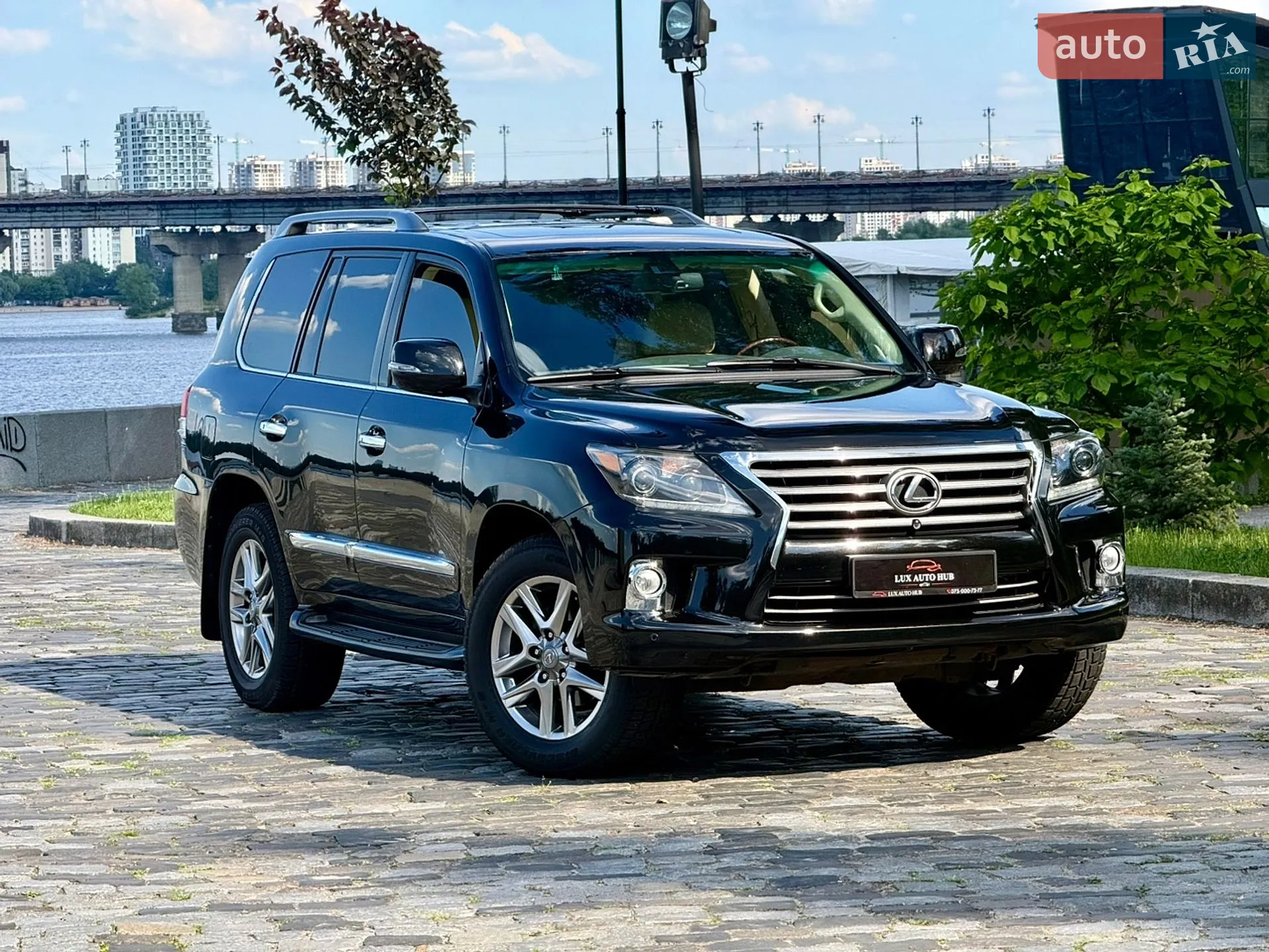 2013 Lexus LX - мініатюра 166