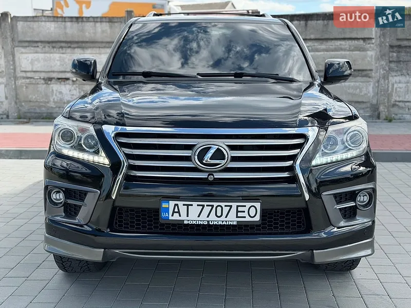 Lexus LX 2010