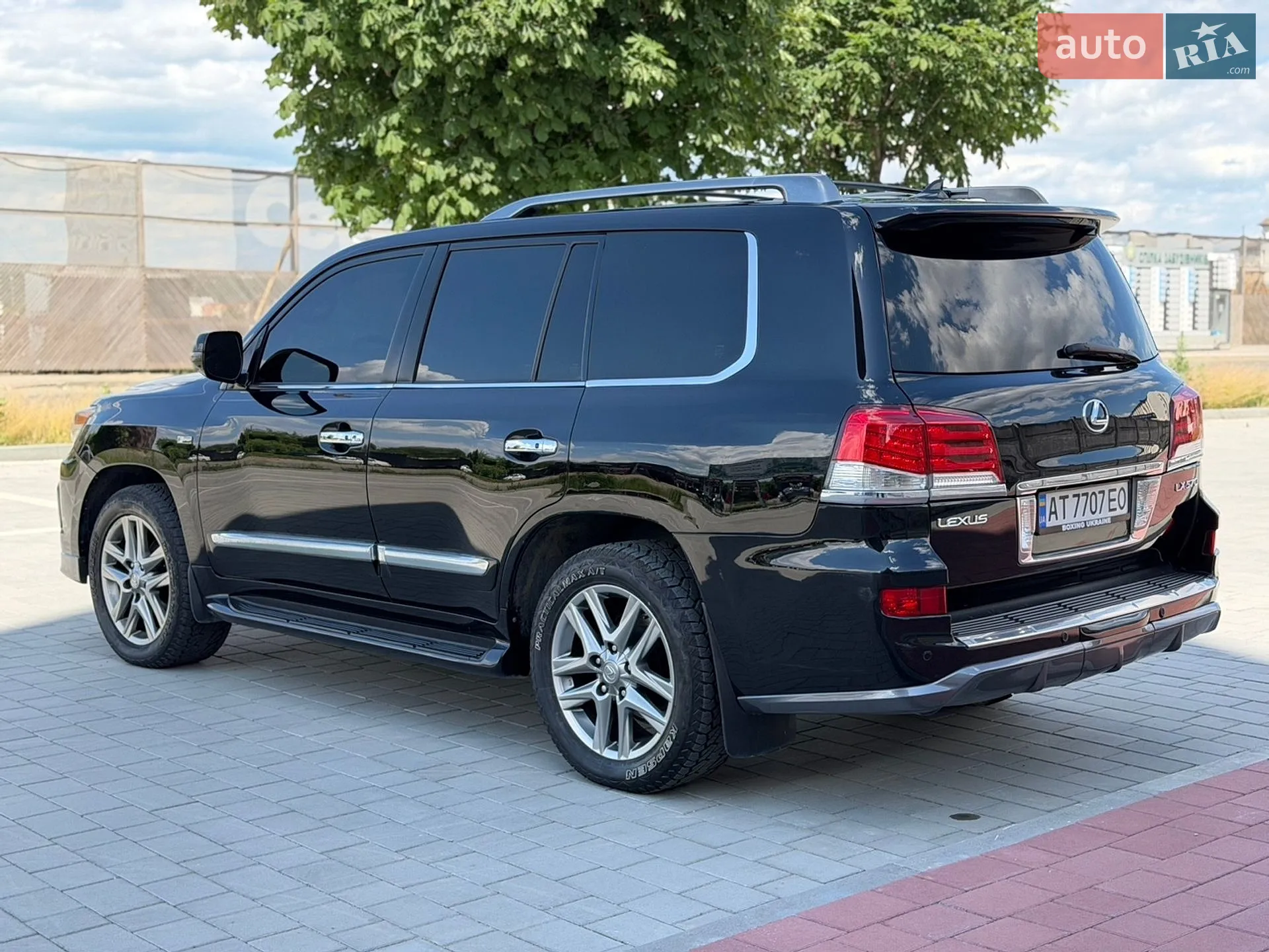 2010 Lexus LX - мініатюра 11