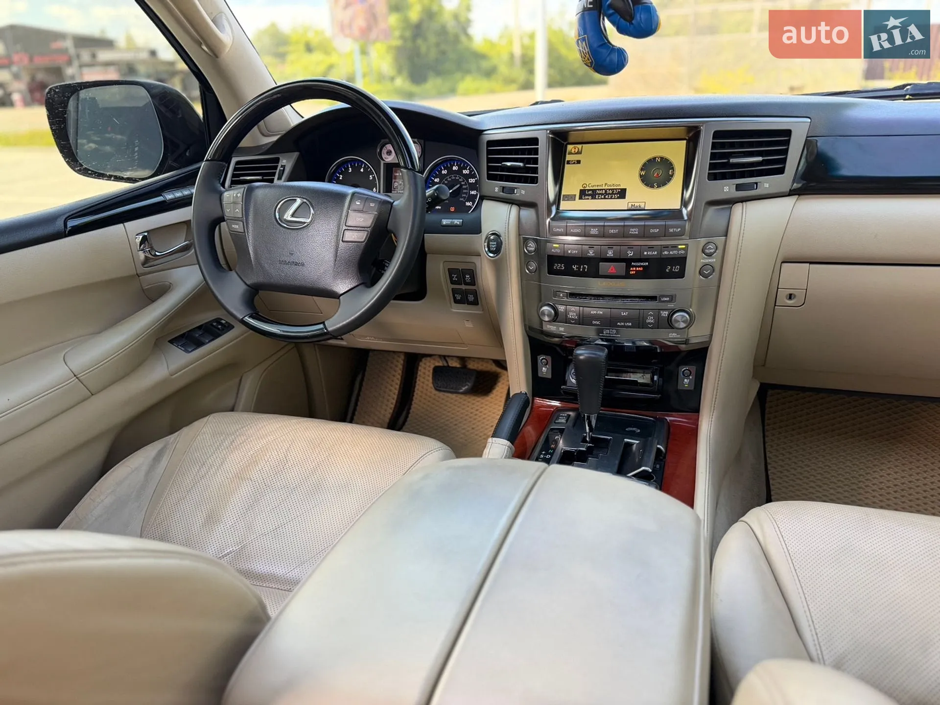 2010 Lexus LX - мініатюра 23