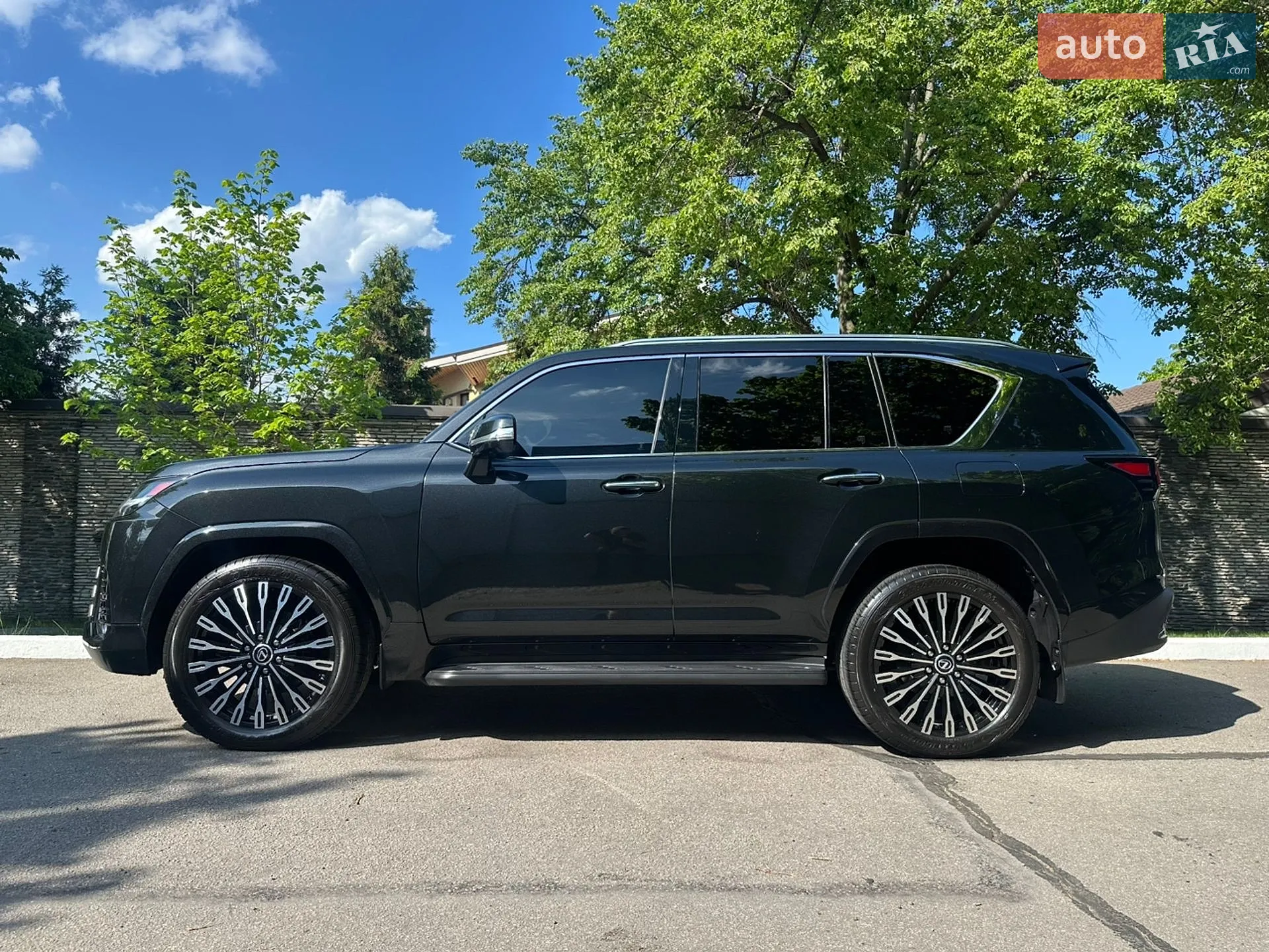 2023 Lexus LX - мініатюра 9