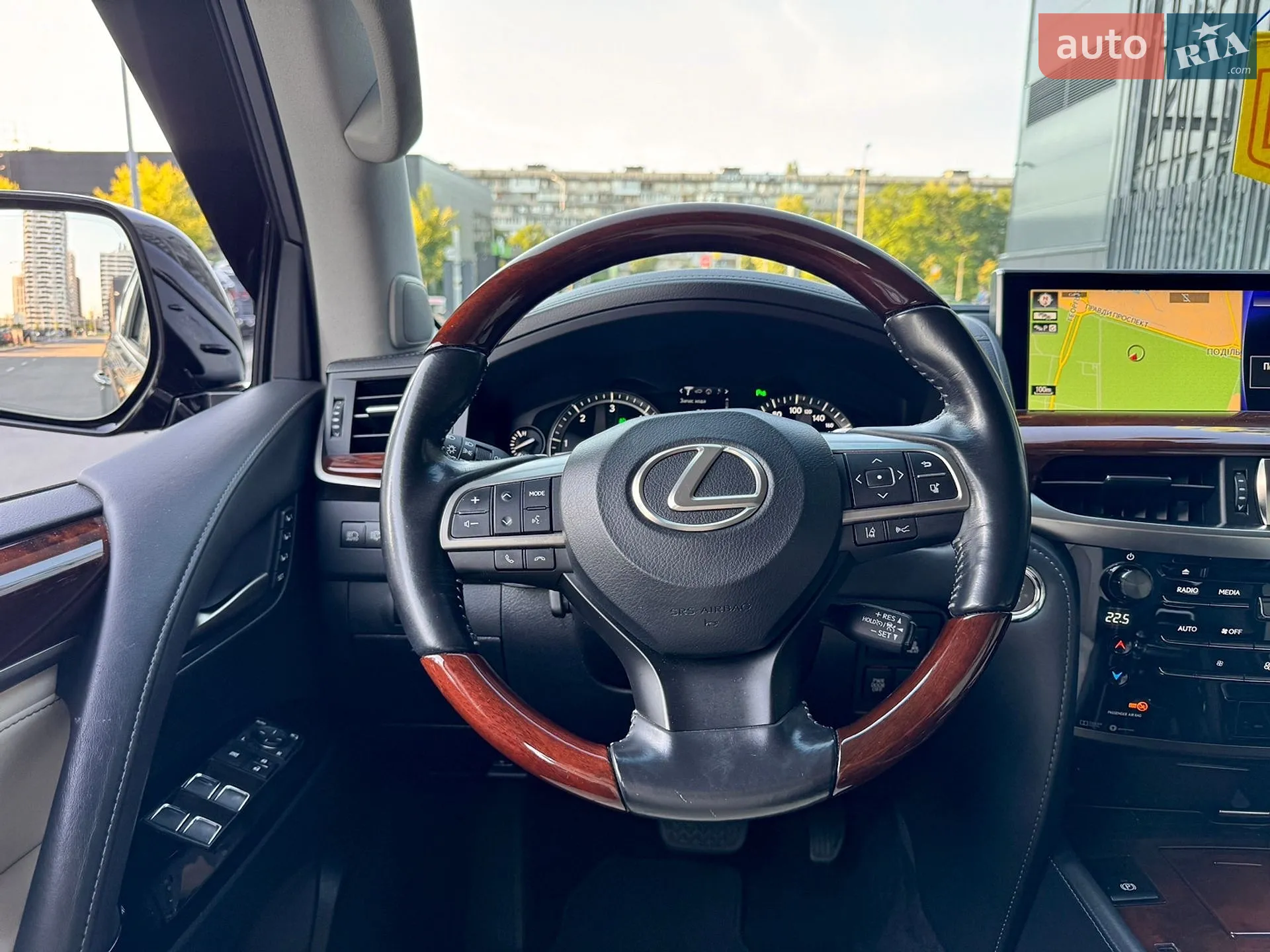 2017 Lexus LX - мініатюра 27