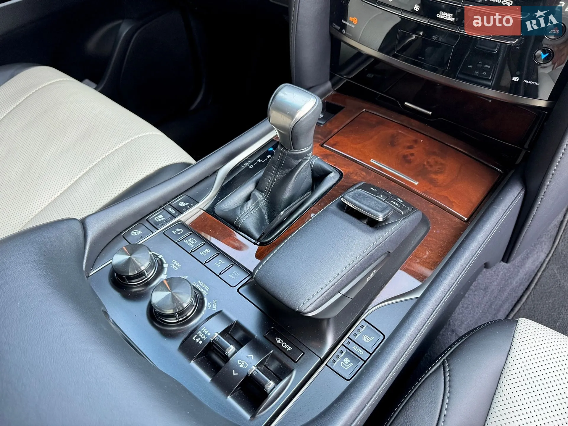 2017 Lexus LX - мініатюра 46
